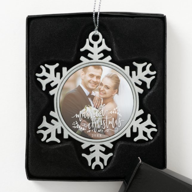 Verheiratetes Weihnachtsfest Weihnachts-Foto Weihn Schneeflocken Zinn-Ornament (Box)