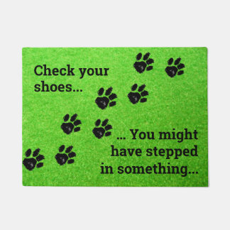 Vérifier le tapis de chaussures