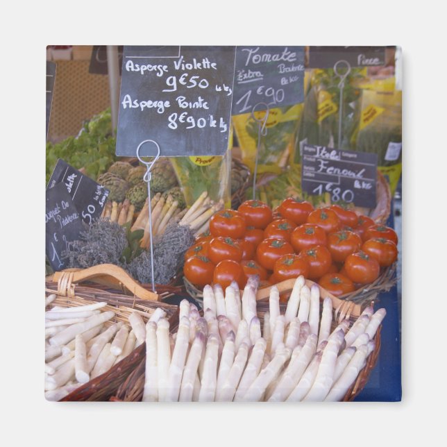 Verkaufsstand auf dem Markt für Straßenhändler mit Magnet (Vorne)