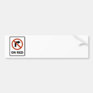 Verkehrsschild - nicht rechtsdrehend auf Rot Autoaufkleber