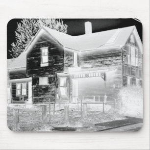 Verlassenes Haus - negativ Mousepad