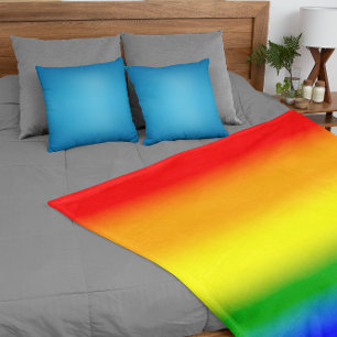 Verlaufende LGBTQ+ Regenbogen-Farbenflagge - Regen Fleecedecke