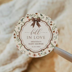 Verlieb dich in Rustic Floral Baby Shower Runder Aufkleber