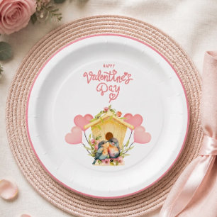 Verliebte Turteltauben am Valentinstag auf Papierp Pappteller