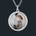 Verlobt Forever hat ein nettes Ring-Foto, kundensp Versilberte Kette<br><div class="desc">"Forever hat einen schönen Ring zu ihm" Foto benutzerdefinierte Halskette.</div>