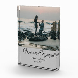 Verlobung Couple's Foto und Name Grau