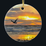 Verlobungs-Antrag-Sonnenaufgang auf der Keramik Ornament<br><div class="desc">Schönes Einzelteil mit einem Foto meines Verlobungssonnenaufgangs auf dem Strand für das Knallen der Frage.</div>
