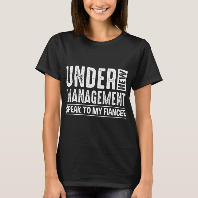 Verlobungsfeier Männer unter neuer Leitung sehen V T-Shirt (Vorderseite)