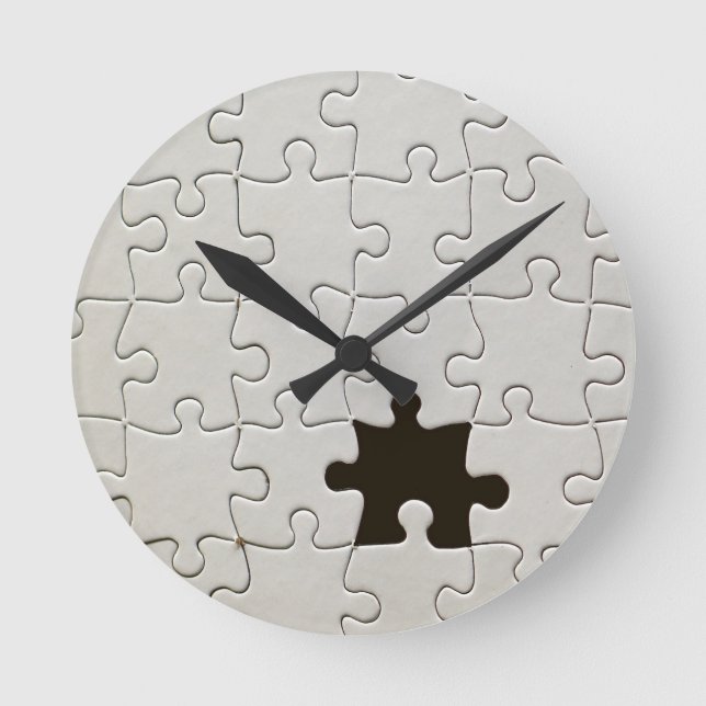 Vermisst Jigsaw Puzzle Piece White Runde Wanduhr (Vorderseite)