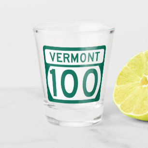 Vermont Route 100 Straßenschild Schnapsglas