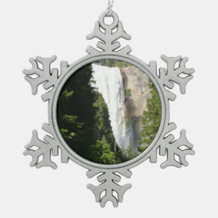 Vernal Falls II im Yosemite-Nationalpark Schneeflocken Zinn-Ornament