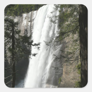 Vernal Falls III im Yosemite-Nationalpark Quadratischer Aufkleber