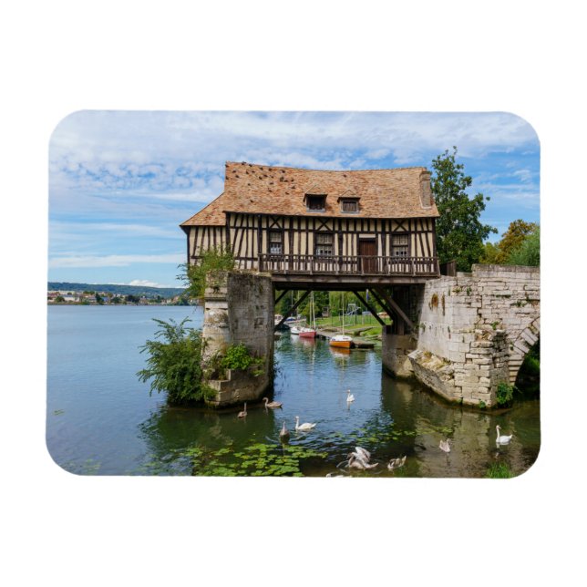 Vernon Old mill (vieux moulin) - Normandie, Frankr Magnet (Horizontal)