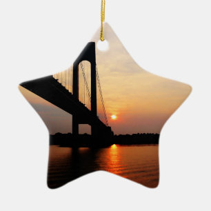 Verrazano Brücke an der Dämmerung Keramikornament