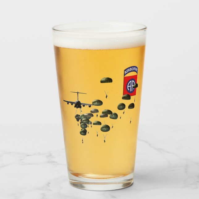 Verre 82e parachutistes de saut aéroportés (Devant (rempli))