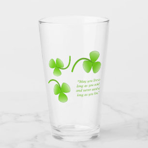 Verre à pinte de la bénédiction irlandaise de la S