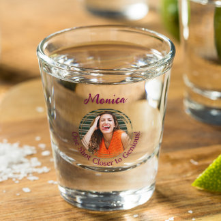 Verre A Shot Amusant "Un Tir Plus Près De Génial" Photo