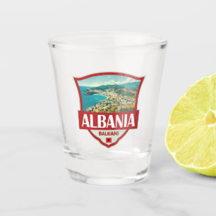 Verre A Shot Badge rétro Illustration Albanie