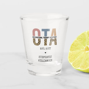 Verre A Shot Cadeaux de l'assistant d'ergothérapie OTA personna