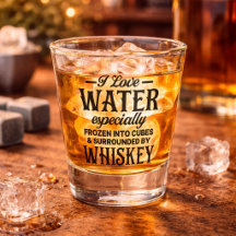 Drôle, j'aime l'eau gelée dans du Whiskey