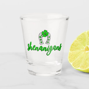 Verre A Shot Drôleries de Shenanigans Saint-Patrick Trèfle