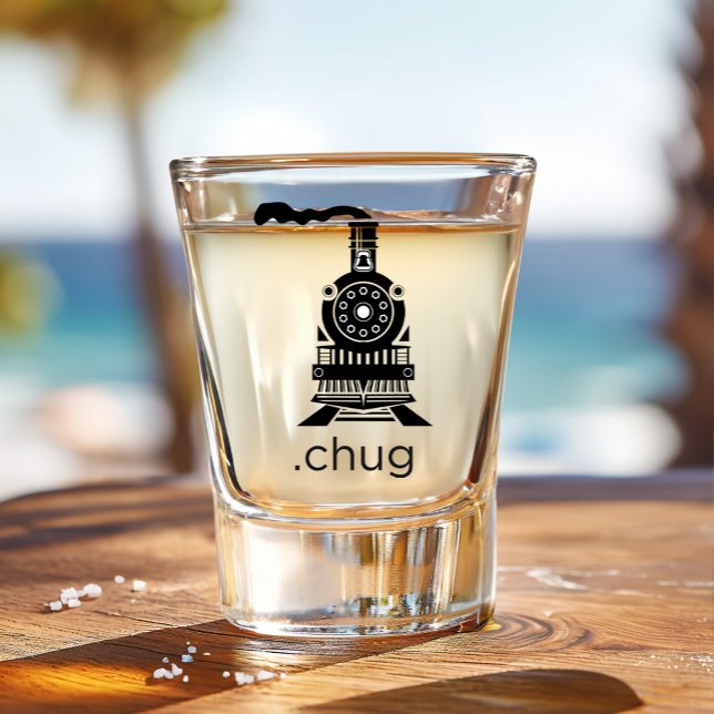 Verre A Shot Funny Train Chug Choo Choo (A funny train shot glass with the word chug from the Cheeky Sippers collection.)