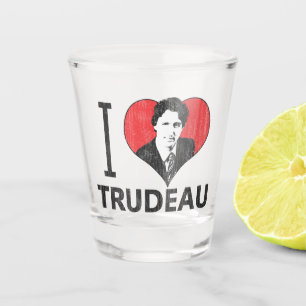 Verre A Shot I coeur Trudeau