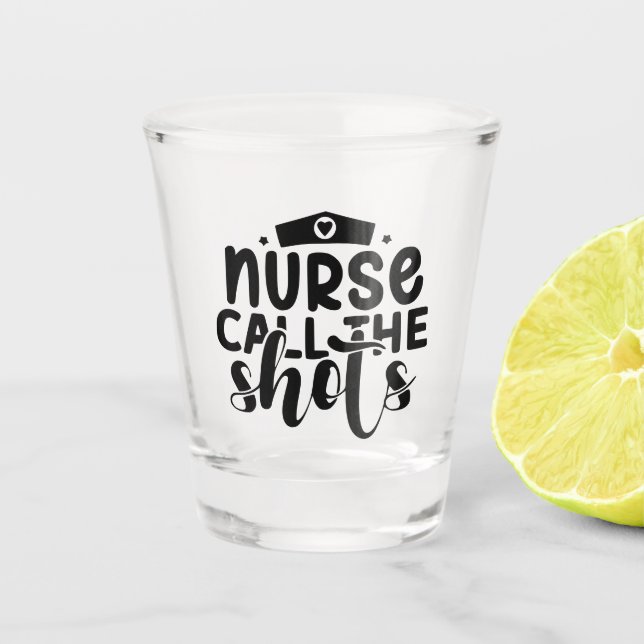 Verre A Shot Infirmière Appelle Les Tirs Drôle (Devant)