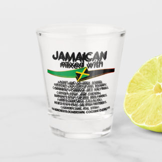 Verre A Shot Jamaican mixed with Jamaica Proud