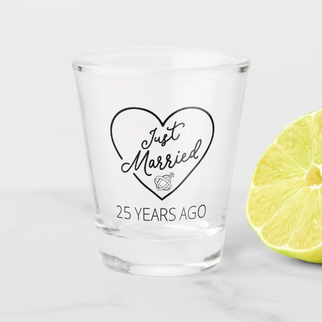 Verre A Shot Marié Il Y A 25 Ans III (Devant)