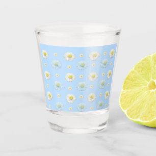 Verre A Shot Motif marguerrier sur arrière - plan bleu clair