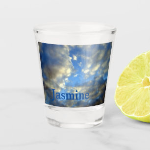 Verre A Shot Nom personnel manuscrit clair bleu ciel nuages