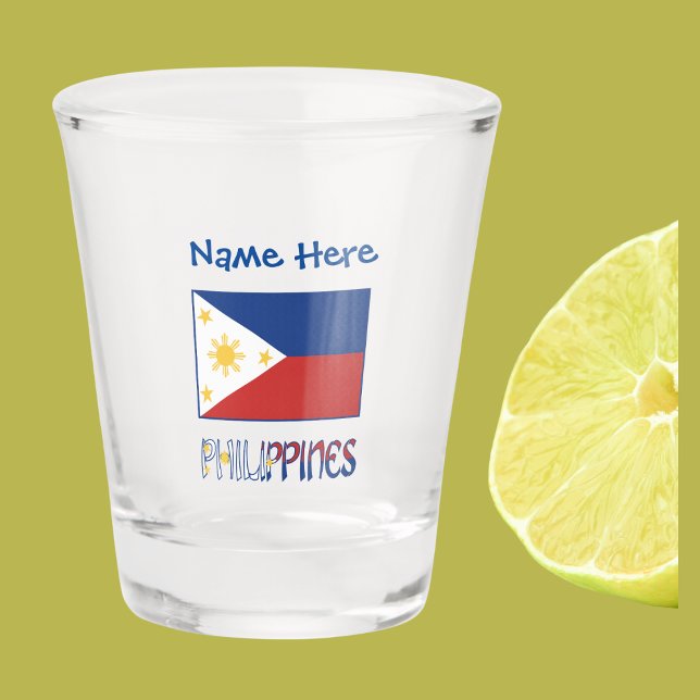 Verre A Shot Personnalisation rouge du drapeau philippin aux Ph (Personalized shot glass with Filipino Flag and word PHILIPPINES below in flag colors. Above add name)