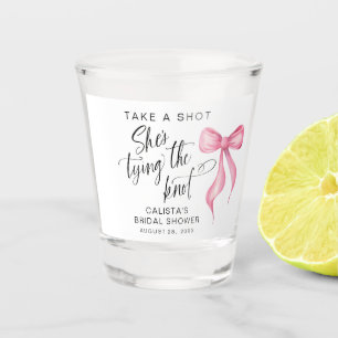 Verre A Shot Prenez une balle elle noue la Fête des mariées