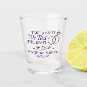 Verre A Shot Prenez Une Tache Nous Avons Mis Le Noeud