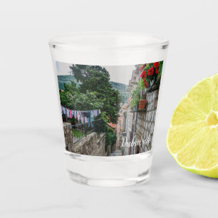Verre A Shot Rue de pierre étroite à Dubrovnik