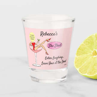 Verre A Shot She Shed Shot Glass
