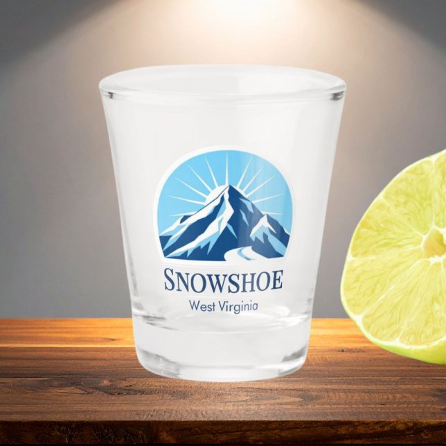 Verre A Shot Souvenir de la station de ski Snowshoe West Virgin (Créateur téléchargé)