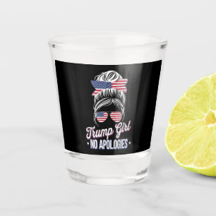 Verre A Shot Trump Girl Pas d'excuses Messy Bun Retro Vintage