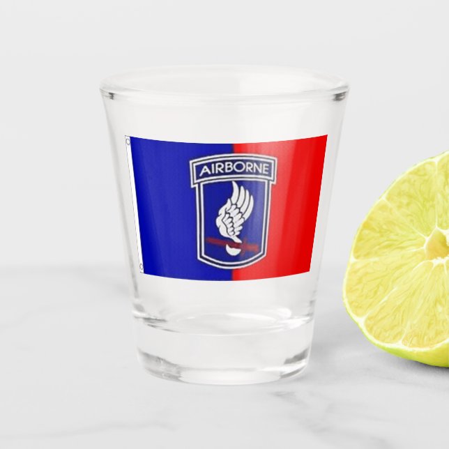 Verre A Shot Tumbler à whisky avec 173 drapeaux de bord (Devant)