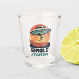 Verre A Shot Un seul vaisseau spatial pris enlevant l'Alien Val