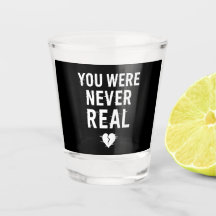 Vous N'Avez Jamais Été Réel - Glitched Broken Hear