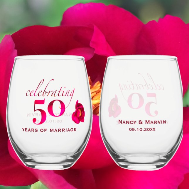 Verre À Vin Sans Pied Personnalisé 50e anniversaire unique Rose Keepsaké (Create a one-of-a-kind 50th Anniversary gift with this red pink flower design, Personalized keepsake)
