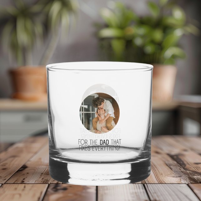 Verre À Whisky Pour le père qui répare tout" (Créateur téléchargé)