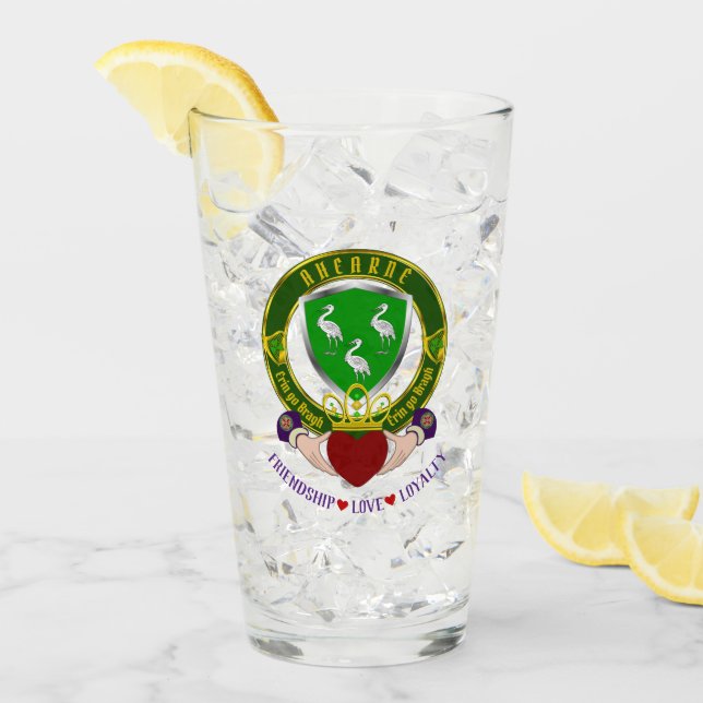 Verre Ahearne Irish Shield & Claddagh Beer (Devant glace)