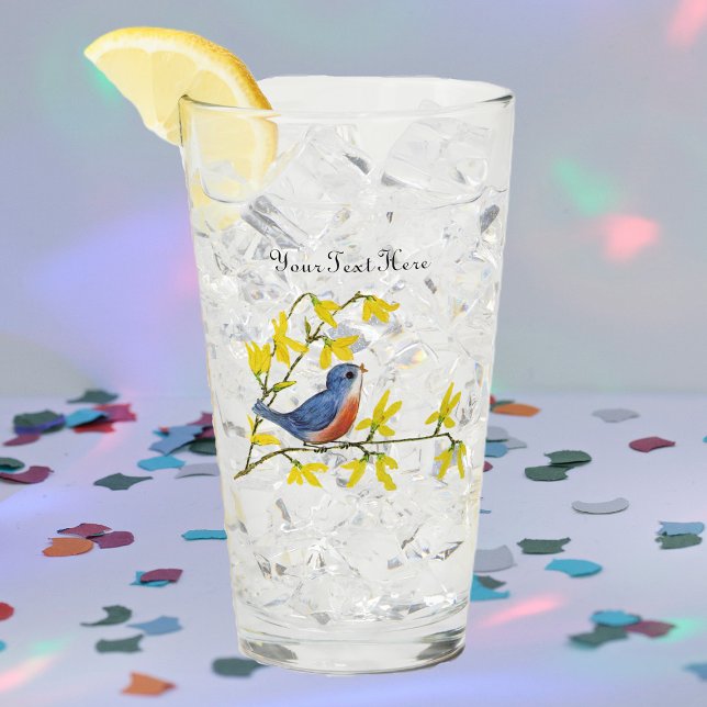 Verre Chanter Red Blue Bird sur Branche Fleurs Jaunes (Singing bird in red and blue on a branch with pretty yellow flowers on a glass drink tumbler.)