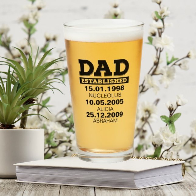 Verre de bière pour papa avec des noms d'enfants (Créateur téléchargé)