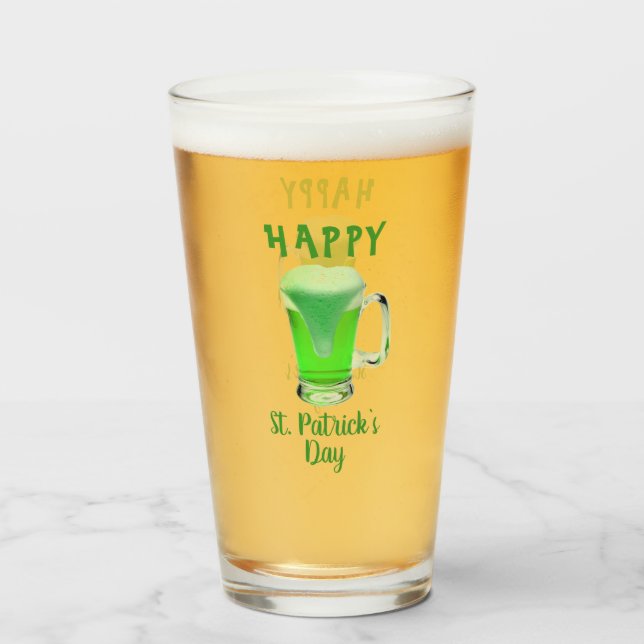 Verre de bière verte Joyeuse Saint Patrick`s day (Devant (rempli))