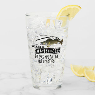 Verre De brochets vairons de pêche de pêcheur à  la