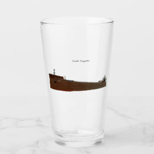 Verre de Paul R. Tregurtha